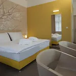Terra Hotel 3*